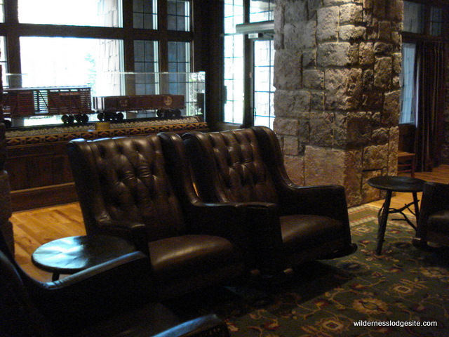 Carolwood Pacific Room